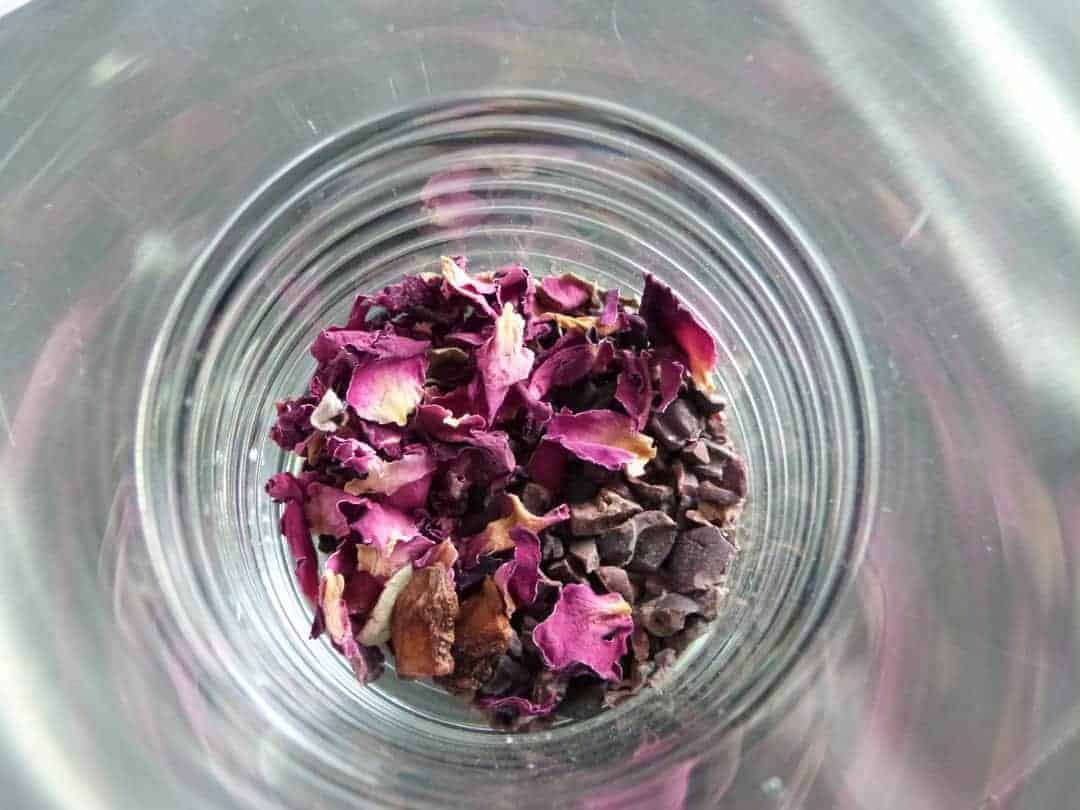 How to make rose infusion