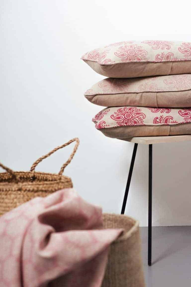 love this faded floral fabric - anoushka linen by Olive+Daisy - in soft shell pink. Click through for more faded florals you'll love...