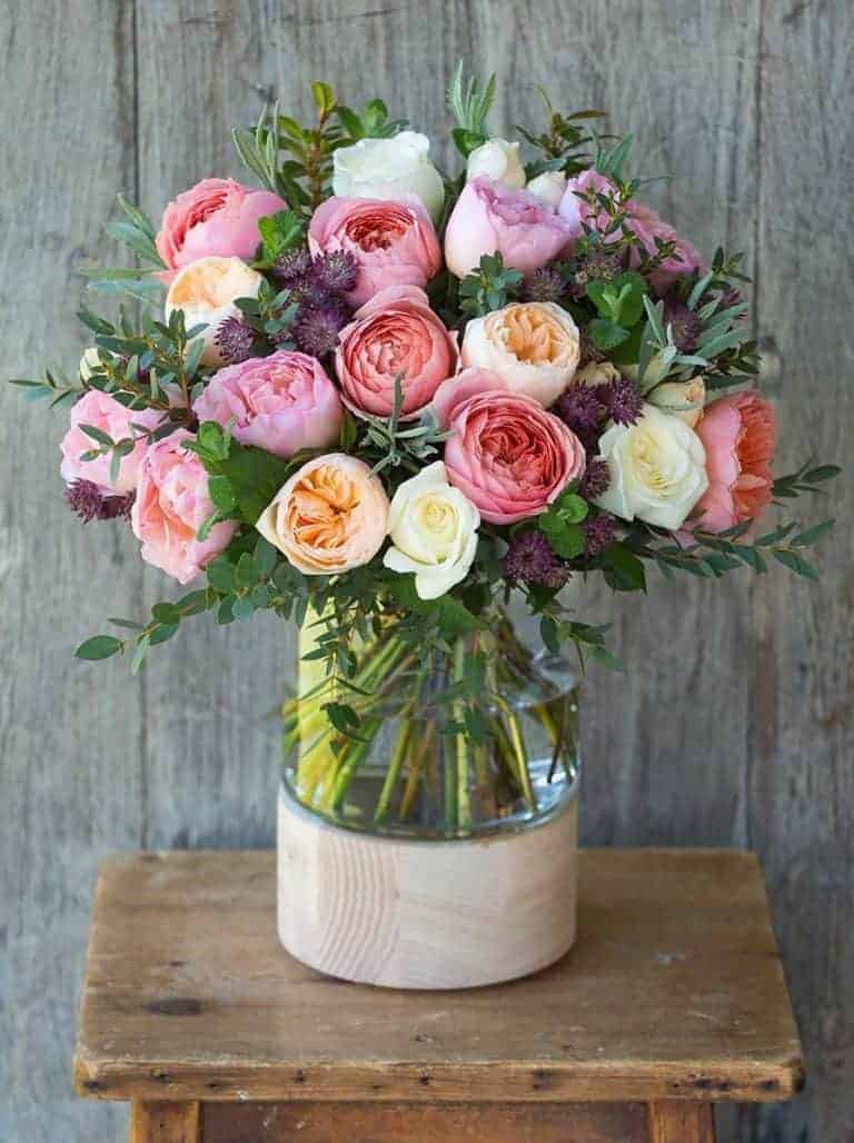 love this scented rose bouquet of old fashioned roses by The Real Flower Company. Click through to discover founder, Rosebie Morton's, simple pleasures and local loves