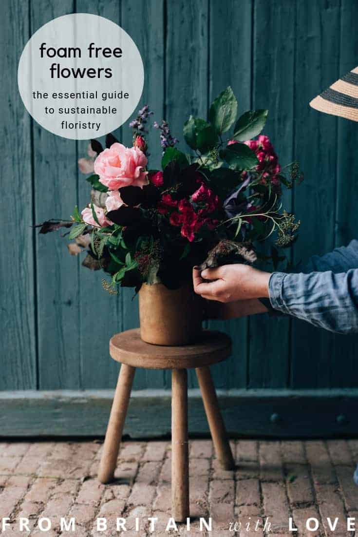 foam free floristry ideas with sarah diligent floribunda rose and william mazuch mechanics of floral design #britishflowers #foamfree #floristry #floraldesign #frombritainwithlove #floribundarose #ethical #plasticfree