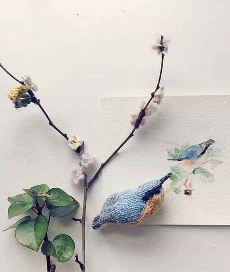 nuthatch bird knitting pattern #knitting #pattern #bird #frombritainwithlove