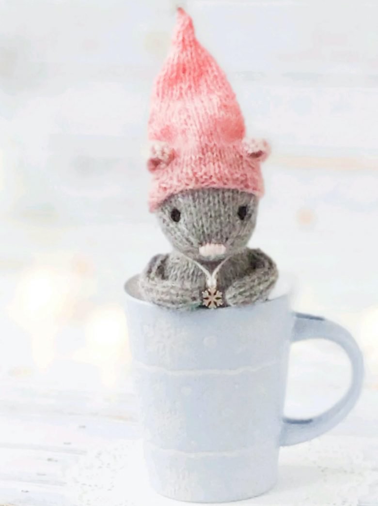 christmas mouse knitting pattern with the cutest hat and scarf and available to buy as PDF download from Etsy