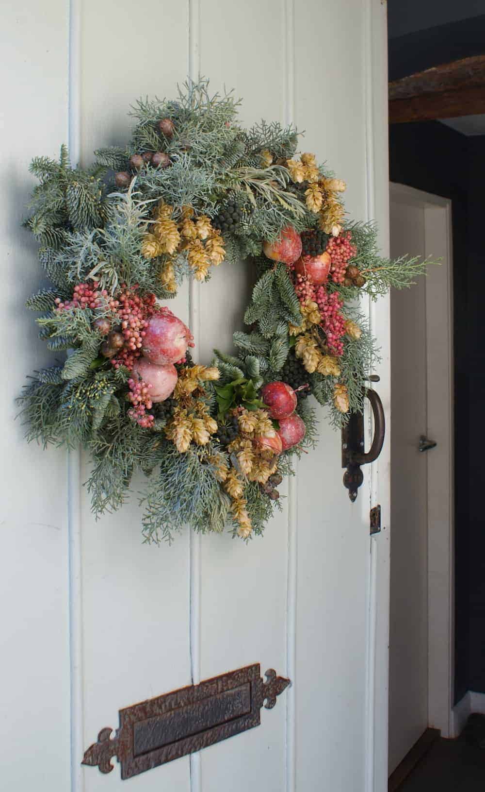 pink and gold fresh christmas wreath