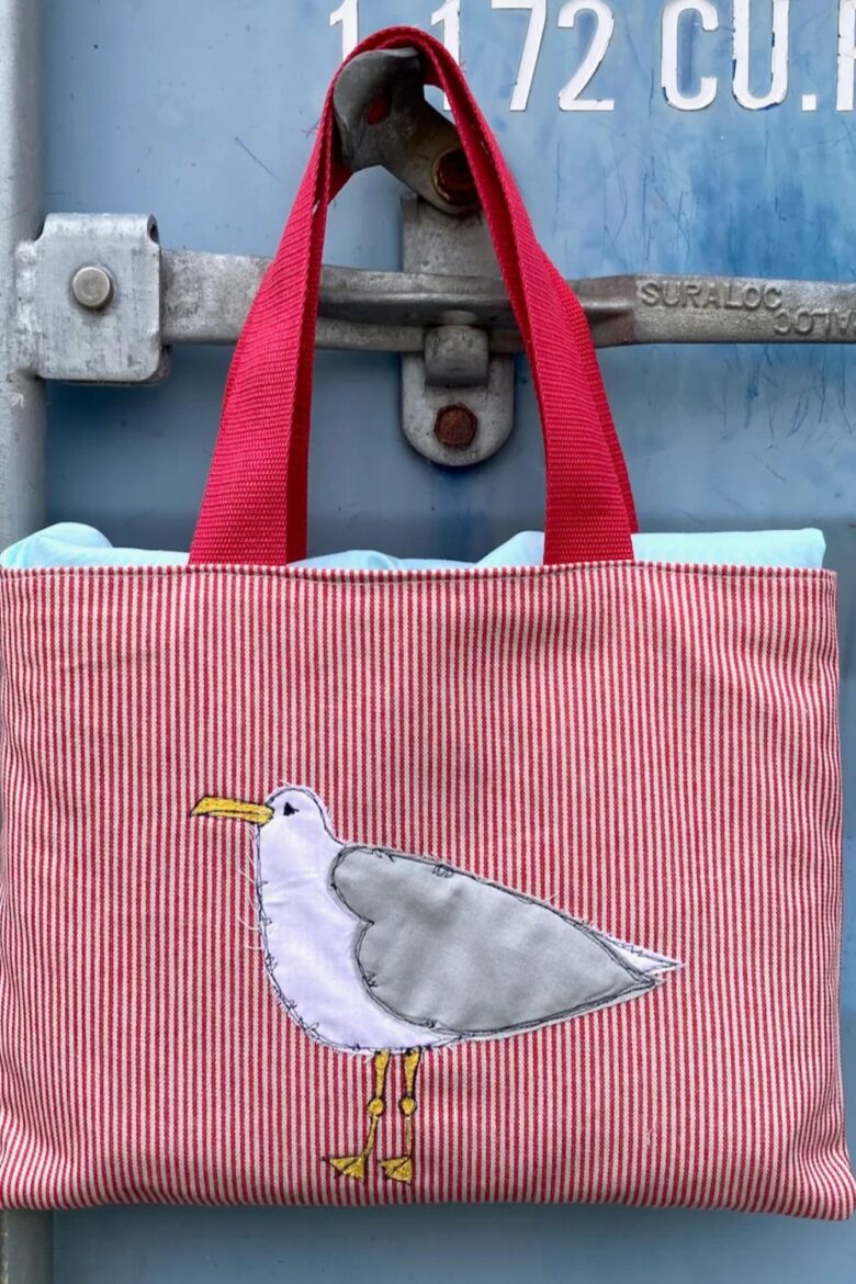 freehand embroidery seagull picnic bag project with poppy treffry