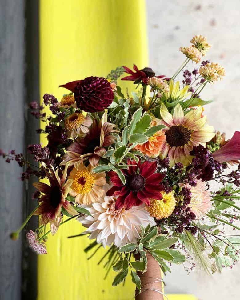 autumn flower arrangement #autumn #flowers #bouquet #arrangement