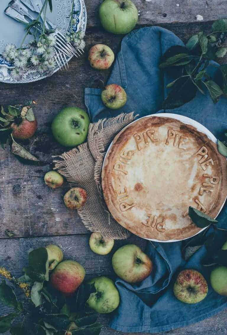 love this creative countryside magazine gather apple pie recipe