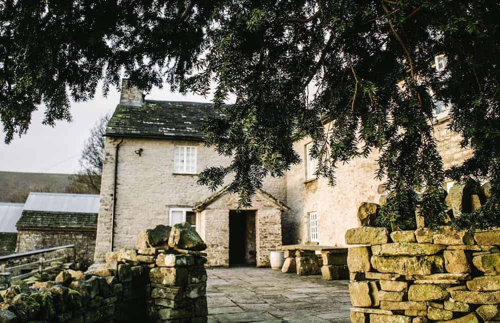 loved our stay at patrishow farm in the brecon beacons - a simple, contemporary rustic welsh cottage with thick stone walls, slate floors, old wooden doors and windows and spiral stone staircases. Click through to see more beautiful images of the cottage and the area