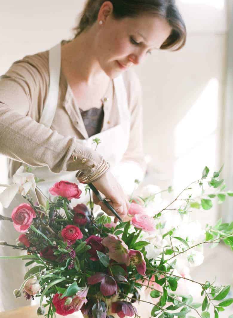 floribunda rose seasonal british wedding flowers and floral workshops using eco friendly and foraged flowers and foliage by Sarah Diligent in the heart of the English countryside working around the UK