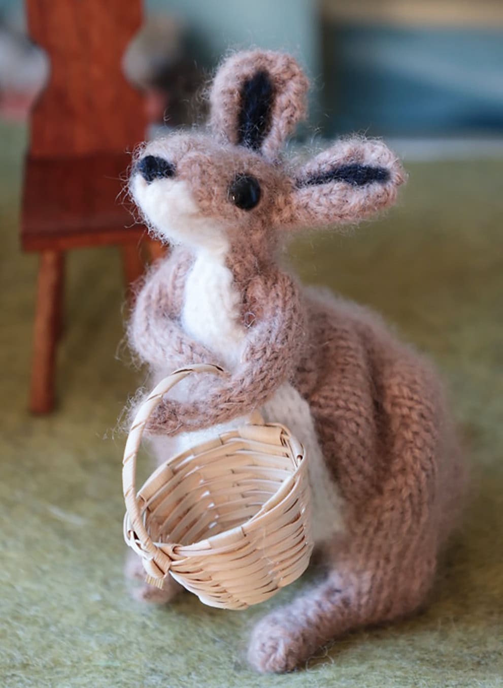 roo the baby kangaroo toy knitting pattern by claire garland