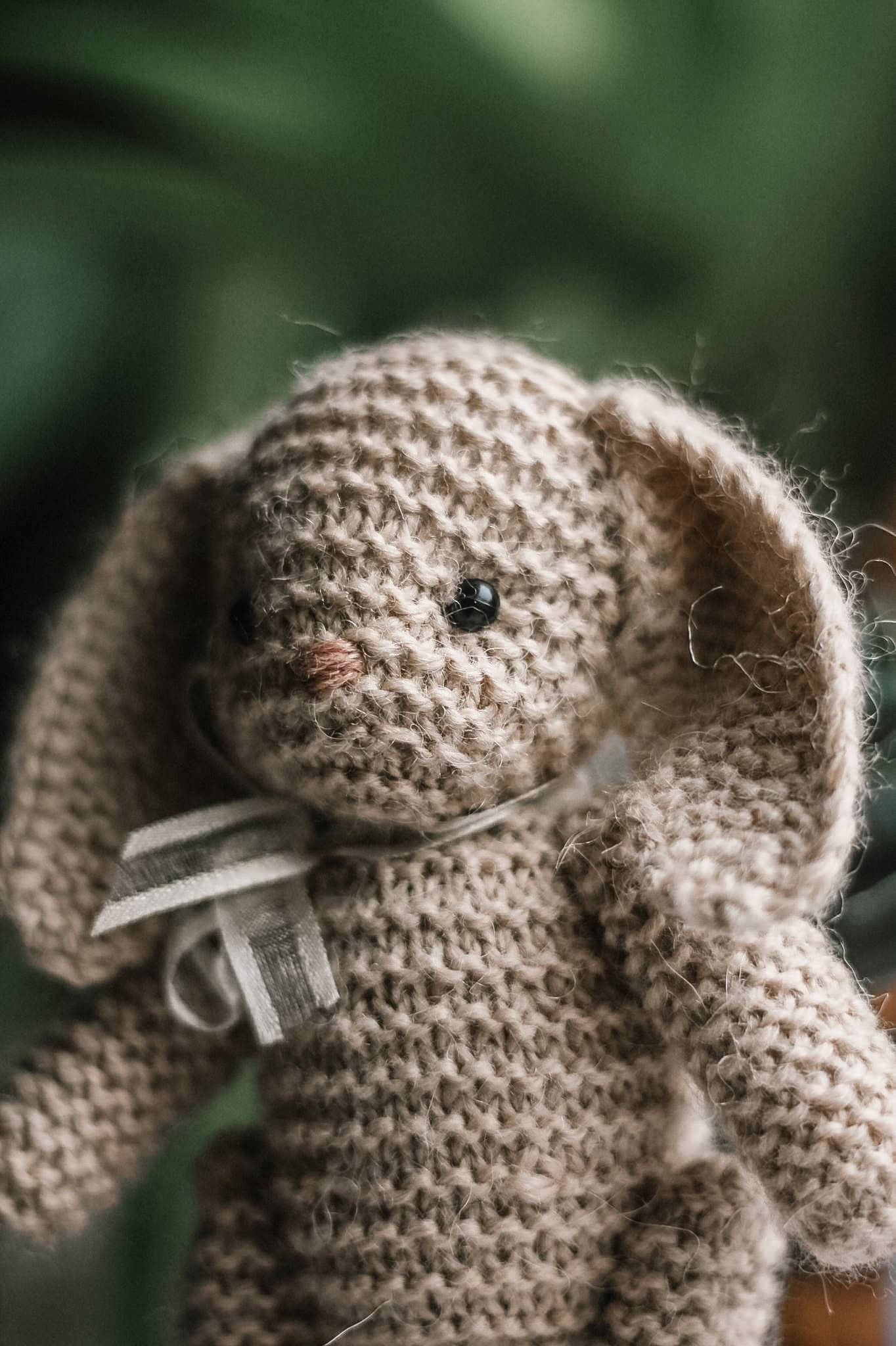 vintage bunny free knitting pattern by forest toys