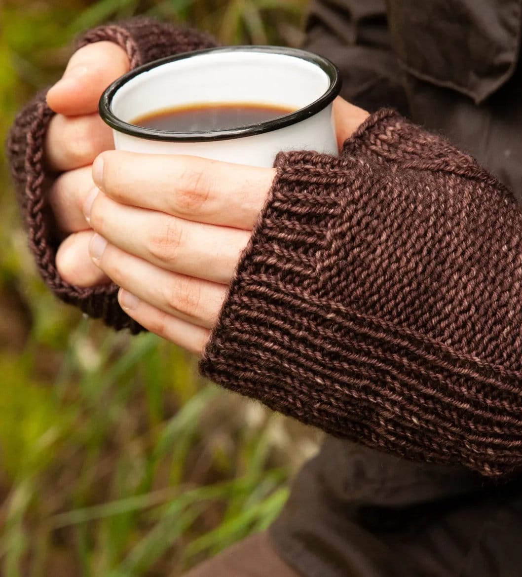 tin can knits maize fingerless gloves knitting pattern