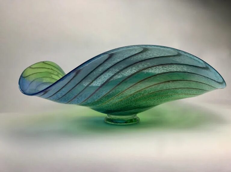 emsie sharp glass 768x573