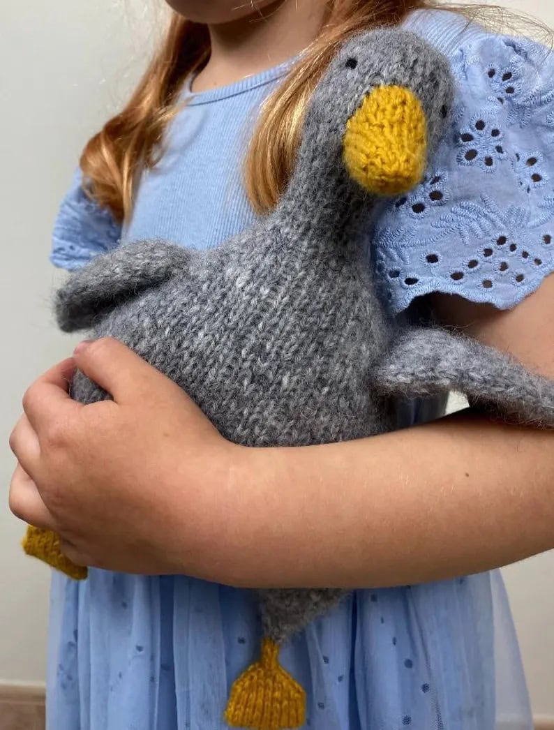 cuddly goose soft toy knitting pattern
