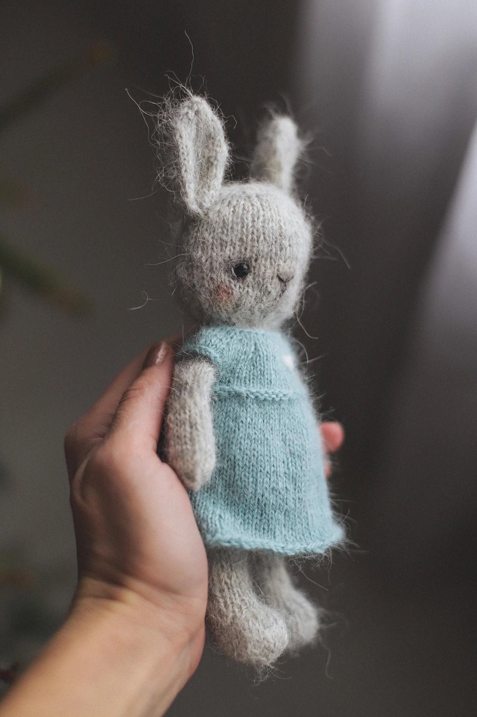 cute fluffy bunny rabbit soft toy knitting pattern