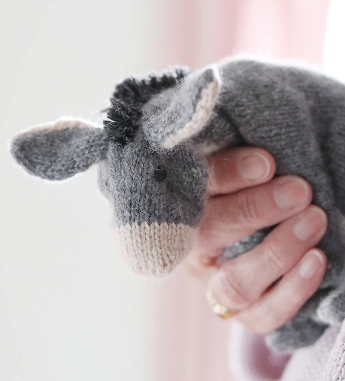eeyore knitting pattern by claire garland aka dot pebbles knits winnie the pooh soft toy