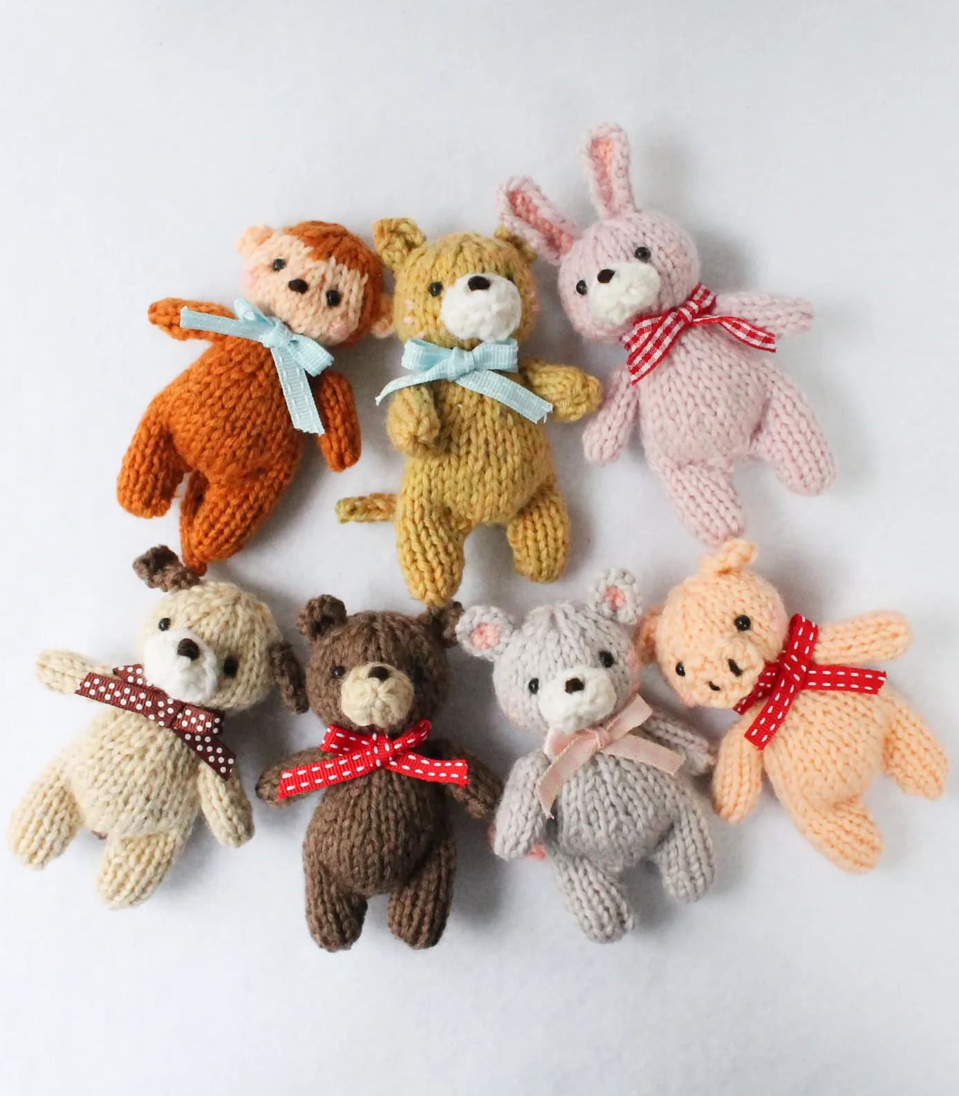 soft toy mini mascots knitting pattern by Sachiyo Ishii