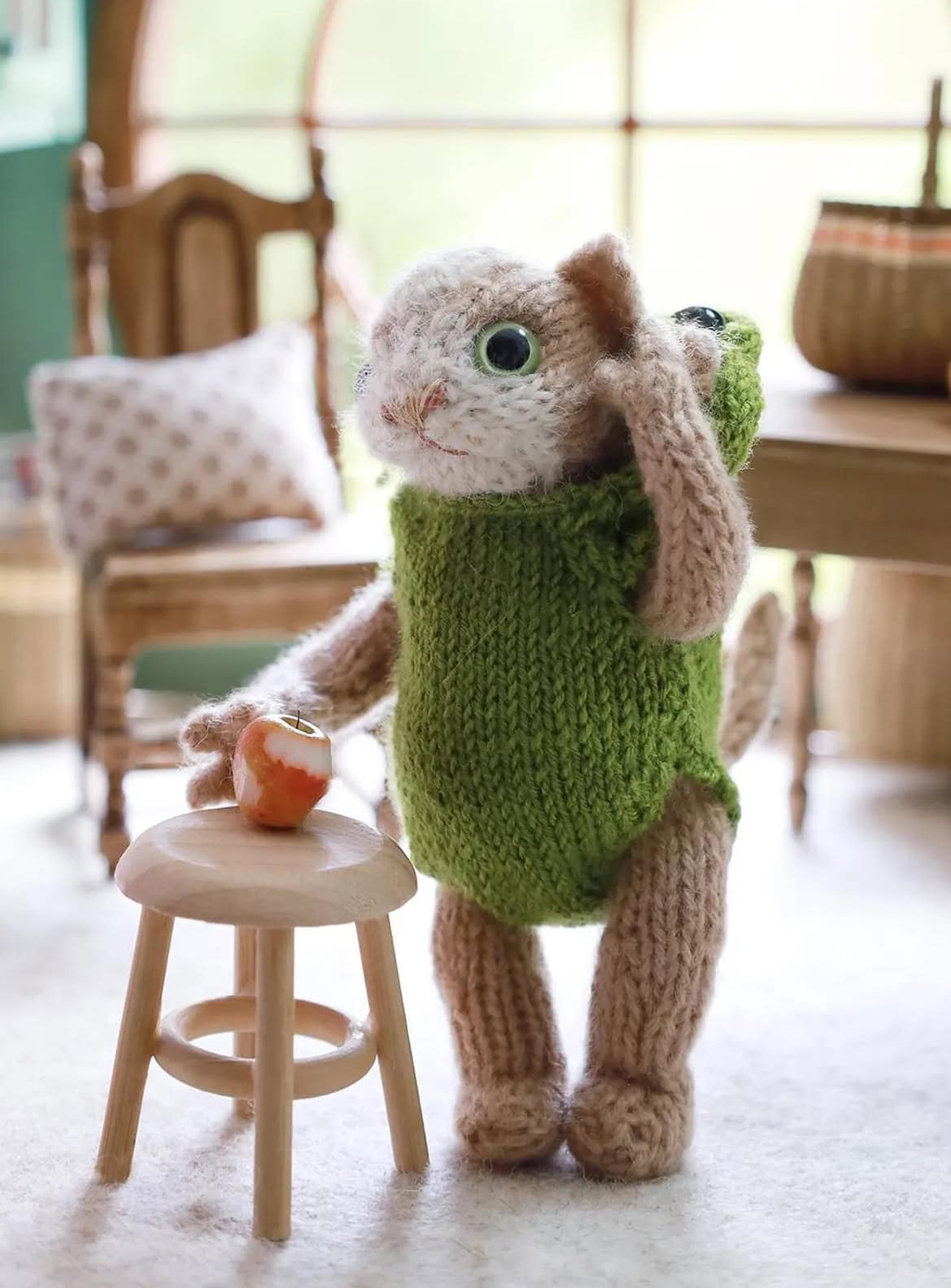 kitten in frog suit soft toy knitting pattern by claire garland aka dot pebbles knits