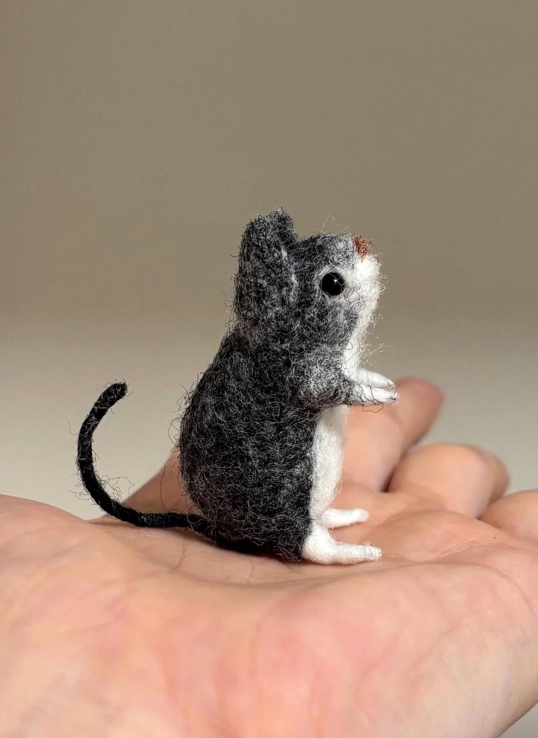 needle felt micro mouse