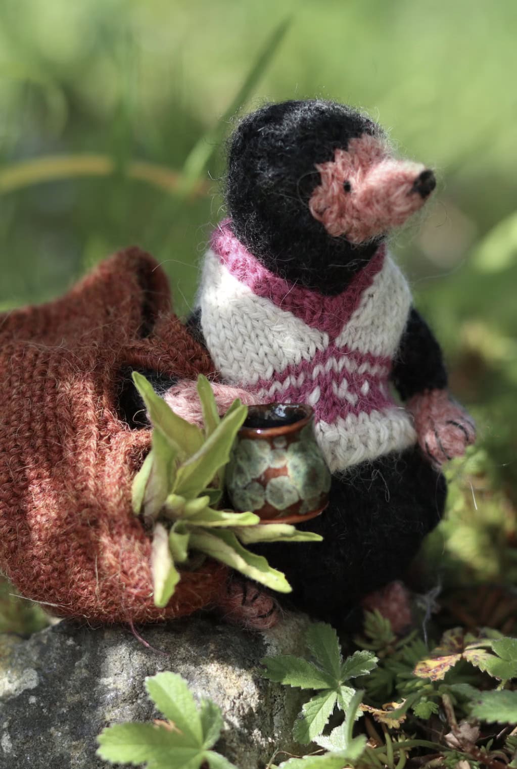 moley doll knitting pattern by claire garland